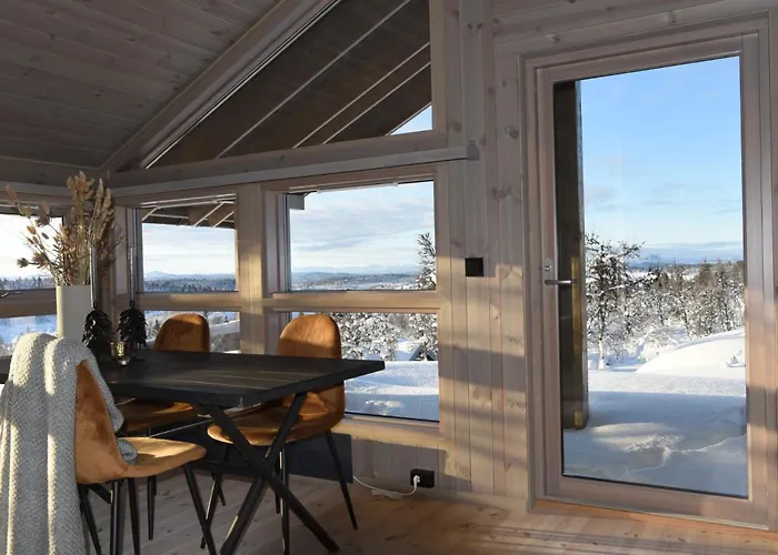 Hedda Lenningen - 3 Bedroom With View Towards Langsua National Park בית נופש *