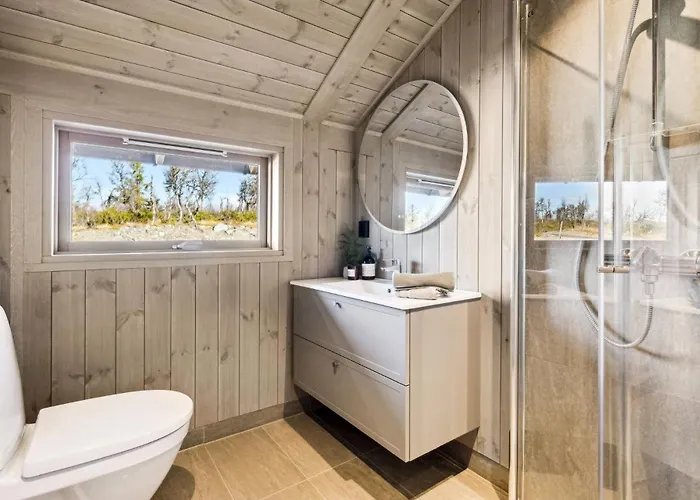 בית נופש Hedda Lenningen - 3 Bedroom With View Towards Langsua National Park *